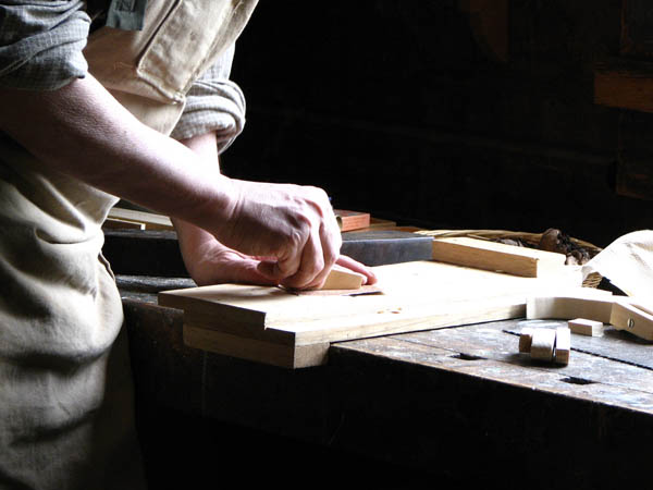 Nuestra <strong>carpintería de madera en  Cervià de Ter</strong> es una empresa de <strong>herencia familiar</strong>, por lo que  contamos con gran <strong>experiencia </strong>en la profesión.